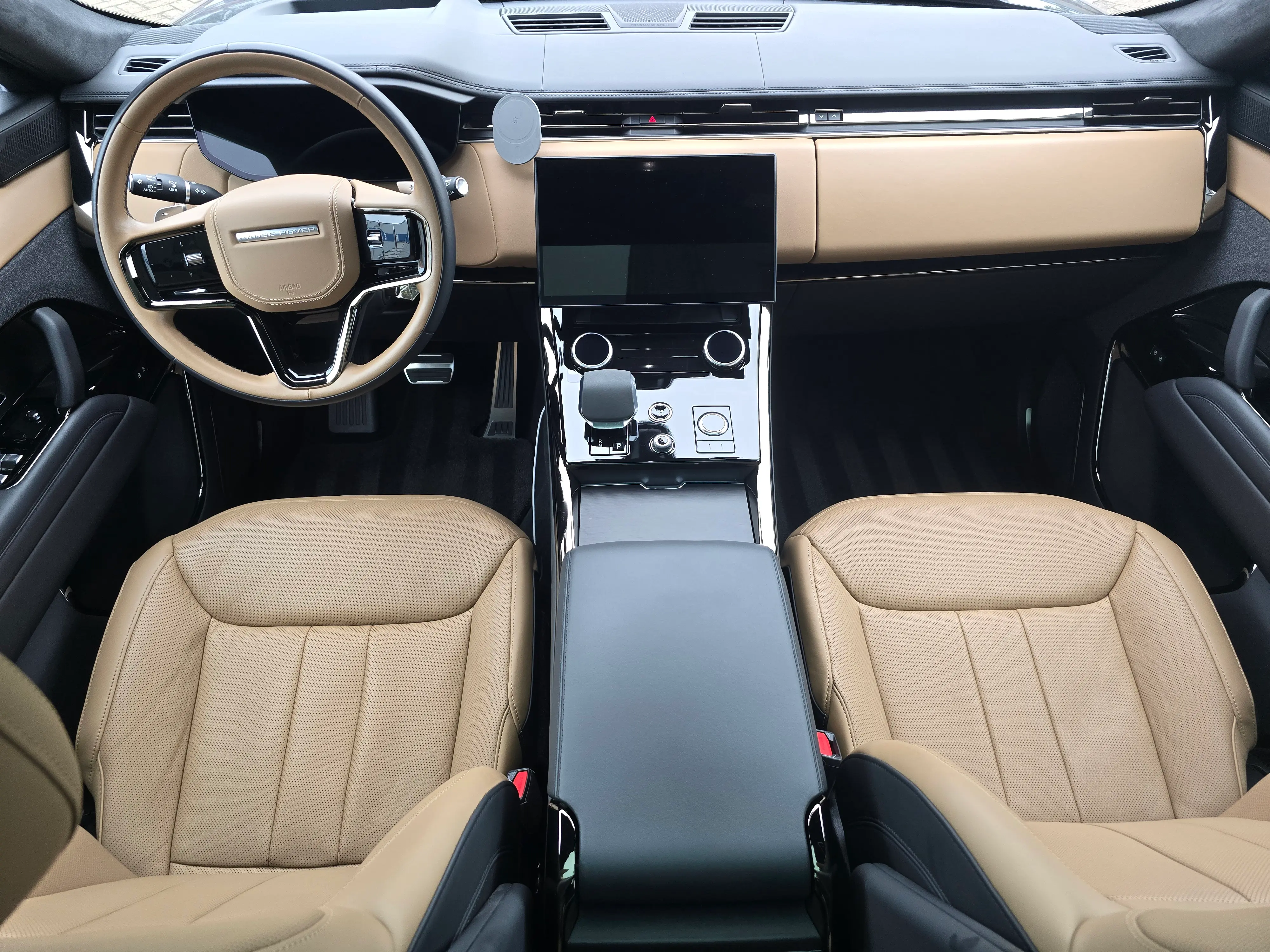 Range Rover interieur detail na reiniging